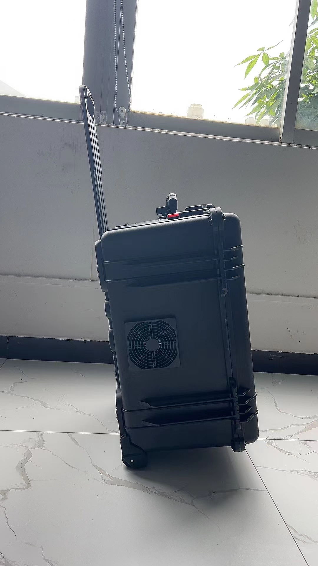 永安手拉箱型移动通信干扰器